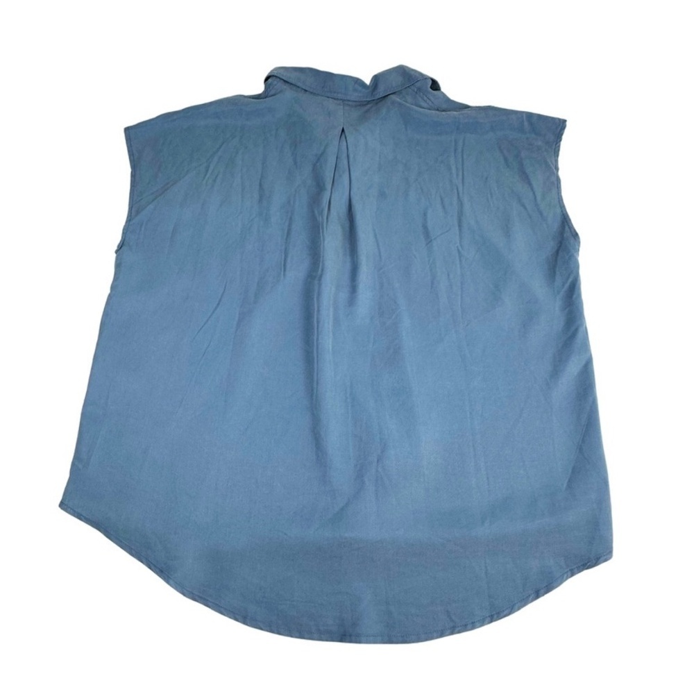 Workshop Sleeveless Chambray Button Front Blouse Size Medium NWT - Picture 2 of 8